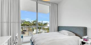 6799 Collins Ave Gallery 15