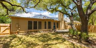 4 bedroom, 2 bathroom home in South Austin! 4 bedroom, 2 bathroom home in South Austin! Gallery 33
