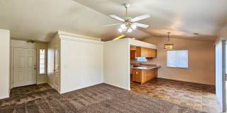 3 Bedroom House on Cul-De-Sac Available Soon! Gallery 4
