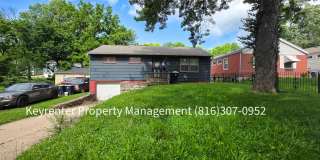 Beautiful 4 Bed, 2 Bath Home in Kansas City Gallery 3