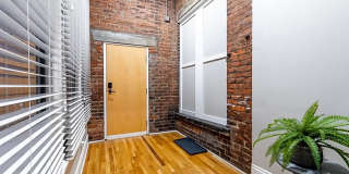 OTR- 1 bed 1 bath condo Gallery 3