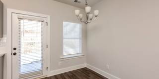 Single Family Home With Spacious Fenced Backyard! Gallery 18