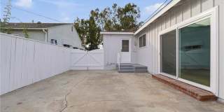 2917 Del Amo Gallery 19