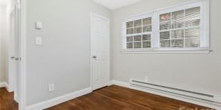 321 S Gardner Avenue Gallery 19