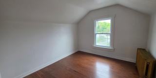 4 bedroom 1 bathroom apartment for rent in Clairton PA Gallery 24