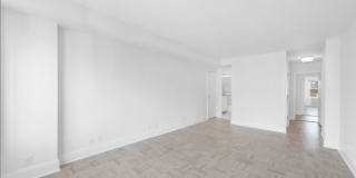 926 Park Ave Gallery 14