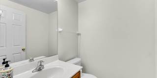 1114 N CLAREMONT Drive Gallery 22