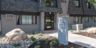 River 10 Apartments Gallery 27