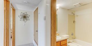 Americana Lakewood Apartments Gallery 19