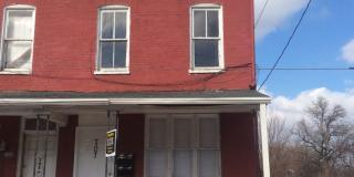 2 Bedroom 1 Bath 2nd Floor Apartment in East End of York City Gallery 1