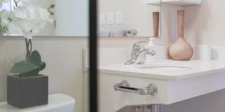 Seven at Broadway Gallery 9