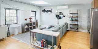 1514 PINE Street Gallery 4