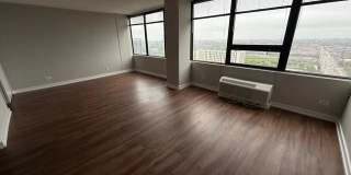 1220 South Michigan Ave. Gallery 1