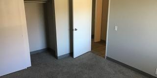 NO RENT TILL DECEMBER!! Ask for details. Gallery 40