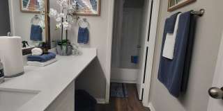 Lavera at Lake Highlands Gallery 20