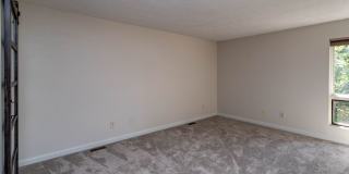 Beautiful Townhome in Central Colorado Springs! Gallery 30