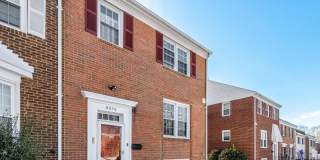 8070 POWDERBROOK LN Gallery 1