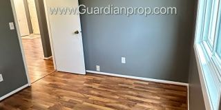 Brooklyn Park End Unit Patio Home, Dishwasher, One Car Garage, Available Mid June Gallery 15