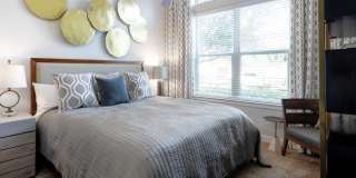 Avalon Lakeside Gallery 9