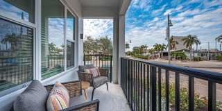 Cove at 47th Gallery 5