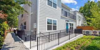 2236 40TH Street NW Gallery 22