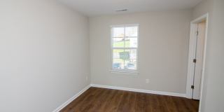 North Columbia Rental Gallery 15
