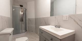 Urban Elegance in the Heart of the South Side Gallery 8