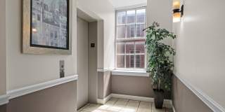6-10 S STRAWBERRY Street Gallery 3