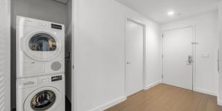 Massive 2/Bdrm 2/bath With Sizable Outdoor Terrace ! A+ Location & Amenities Gallery 11