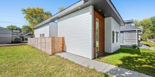 318 N Tacoma Avenue Gallery 43
