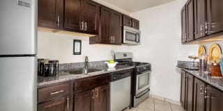 Metro 710 Apartments Metro 710 Apartments Gallery 1