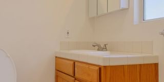 Garfield Avenue Apartments Gallery 21