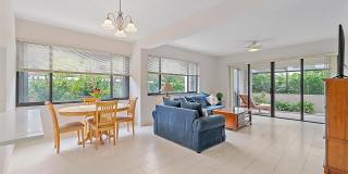 811 Oak Harbour Drive Gallery 7