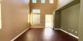 3925 Philomena St Gallery 4