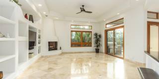 10685 E Cottontail Lane Gallery 12