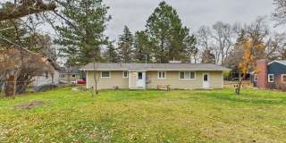 Spacious 4-Bedroom Apartment Just 4 Blocks from MSU! Gallery 1