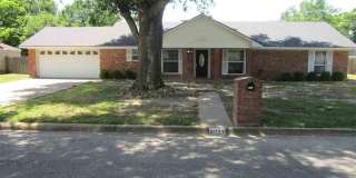 6027 Whispering Lane Gallery 1