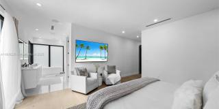 550 NW 42nd St Gallery 19