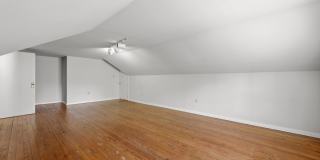 1911 Fontaine Road Gallery 24