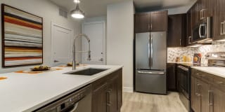 Bevan - Apartments & Townhomes Gallery 18