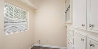 413 E Wisteria Avenue Gallery 13