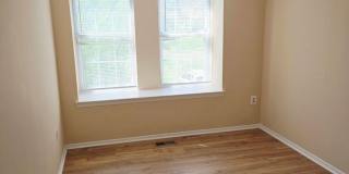 Beautiful 3BR Townhome in Burtonsville | Garage, Deck & Community Amenities Gallery 13