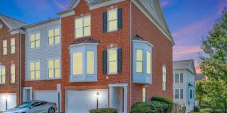 2433 BROOKMOOR Lane Gallery 1