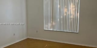 1974 NE 3rd Ct Gallery 11