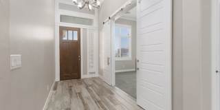 Custom 4 bedroom Single Story. Crimson Cliffs boundaries. Gallery 6