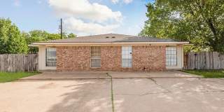 1824 San Antonio Street - B Gallery 1