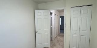 723 Hemlock Street - 1 Gallery 16
