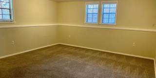 Spacious House Near CSU! Gallery 12