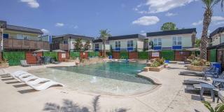 Dominion at Oak Forest Apartments Gallery 13