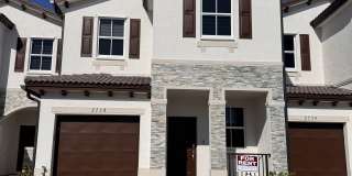 2738 Southeast 24th Terrace Gallery 1